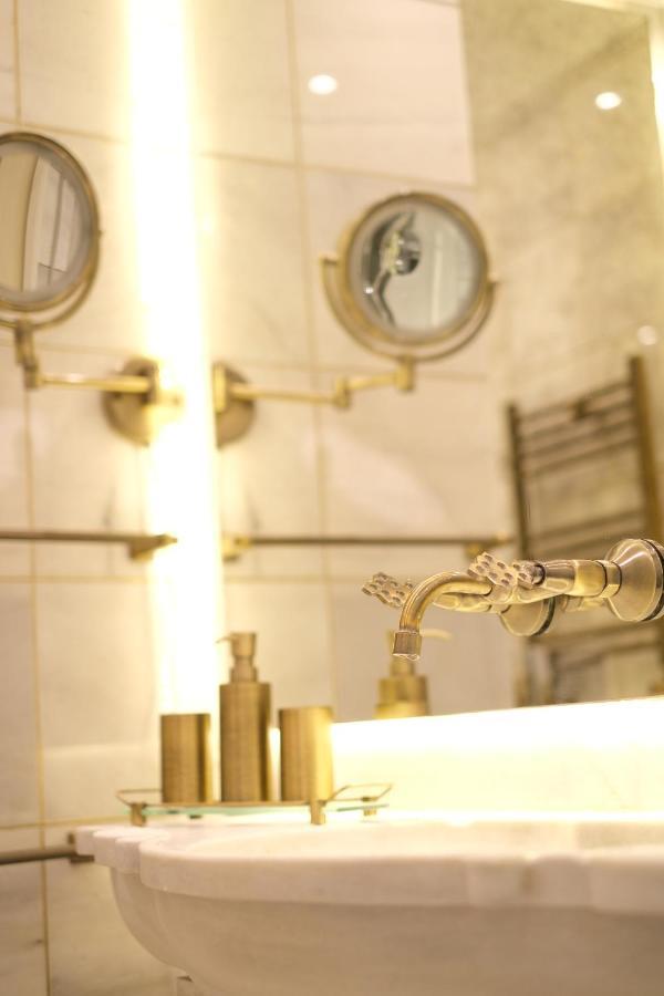 Ab Residences -Cihangir Luxury Antique Apartment Istanboel Buitenkant foto