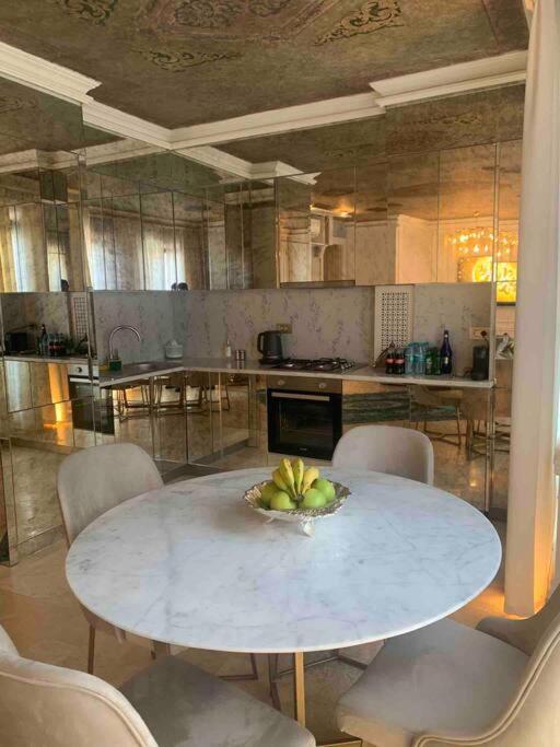 Ab Residences -Cihangir Luxury Antique Apartment Istanboel Buitenkant foto